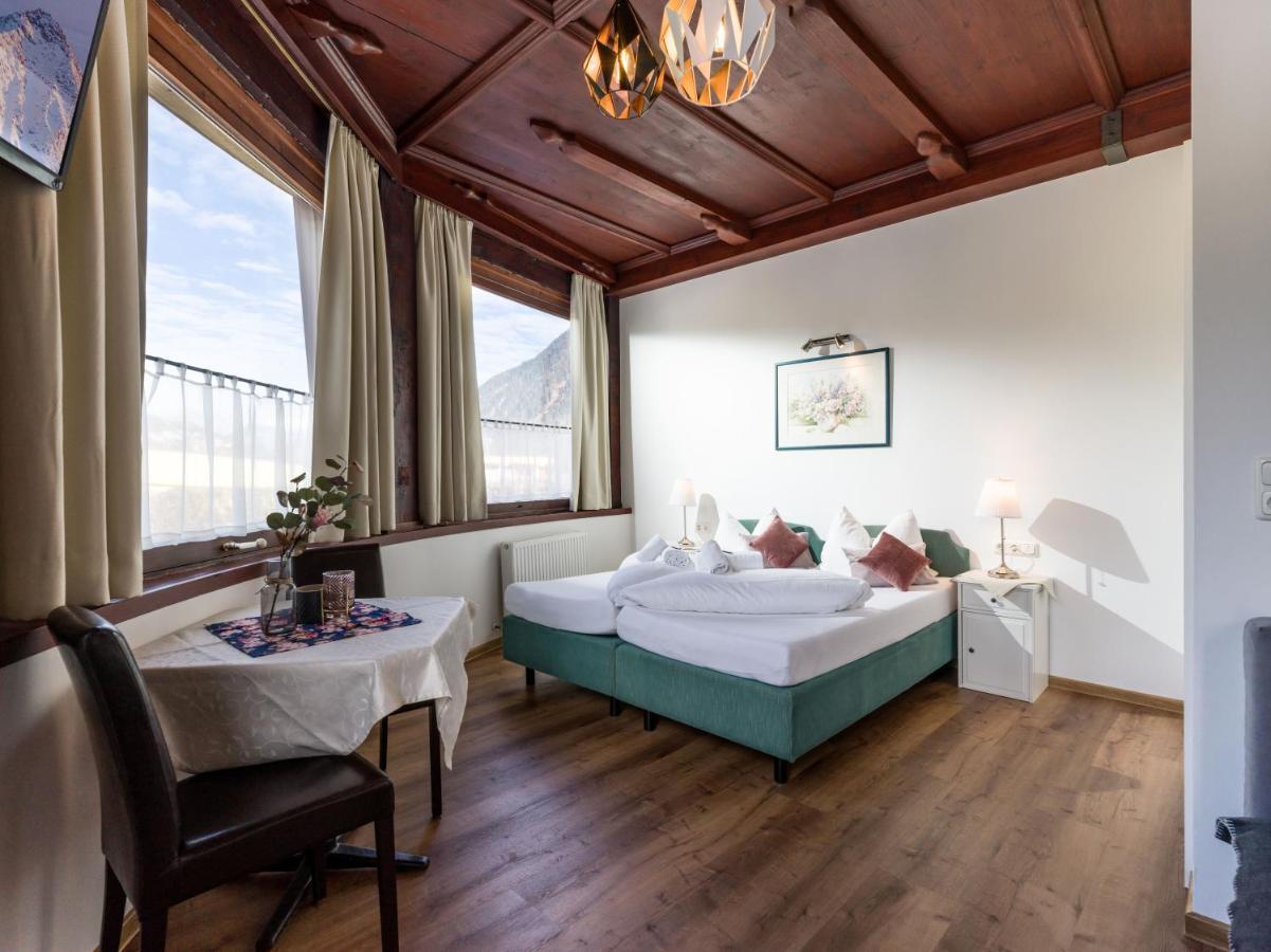Gasthof Restaurant Waldcafe Mayrhofen Bagian luar foto